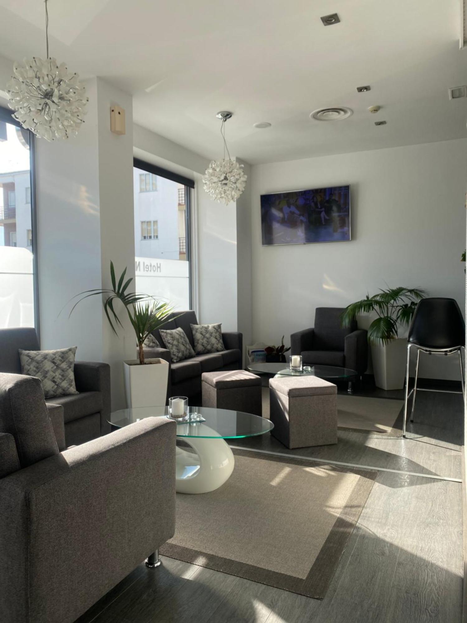Hotel Ноя Екстериор снимка